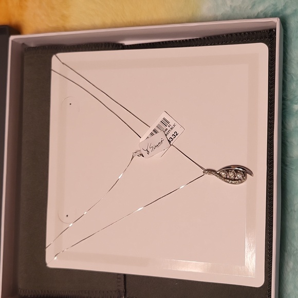 Brand New with tags Diamond Necklace - Picture 6 of 9